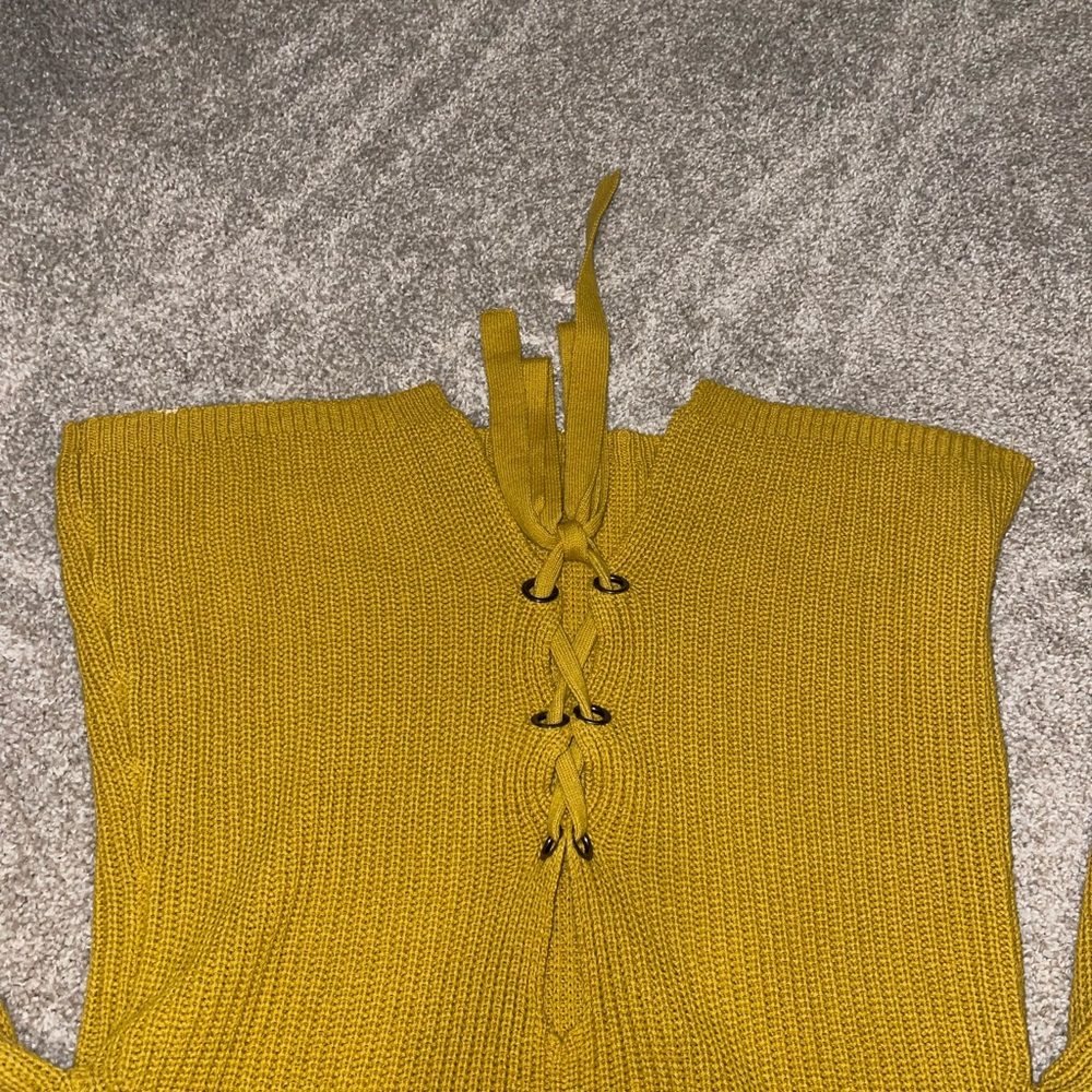 Sweater - Picture 3 of 3